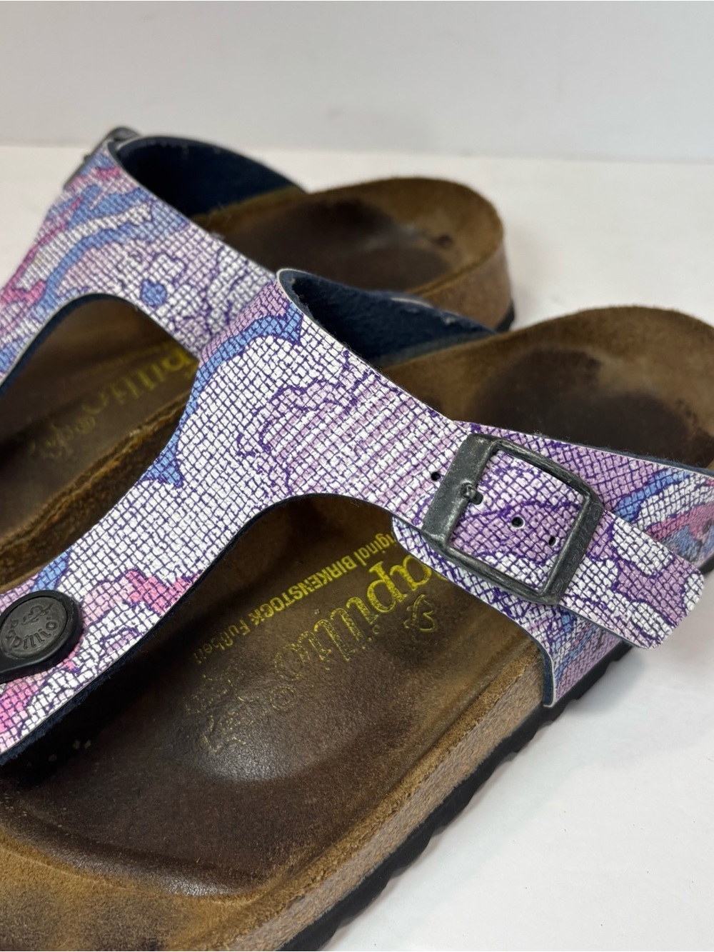 Birkenstock Papillio Gizeh Women's Size 5 Sandals Pink Purple Mosaic Boho Thong - Picture 2 of 8